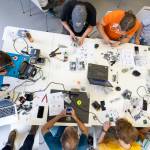 Teilnehmende des Hackathon "Hack the paradise!"
